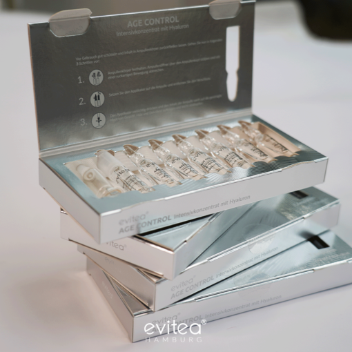 AGE CONTROL Intensivkonzentrat mit Hyaluron Ampullen silver – Bild 2